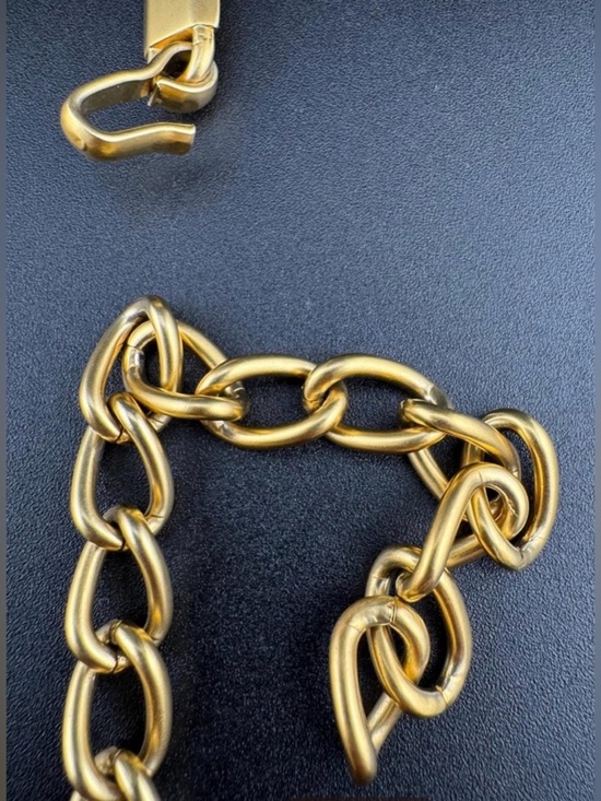 ESCADA Women’s Matt Gold Tone Rectangle Chain Link Vintage Adjustable Belt main image 11